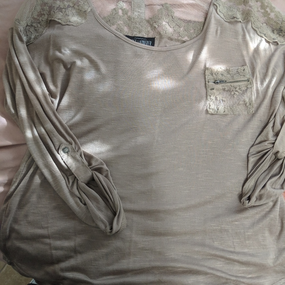 Tunic W/ Lace XL BEAUTIFUL DETAIL